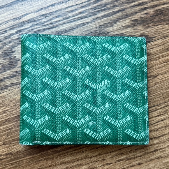 Goyard Other - Goyard Victoire Green Bifold Men’s Wallet - Used - Good Condition